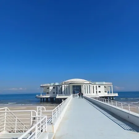 Mare Al Centro *
